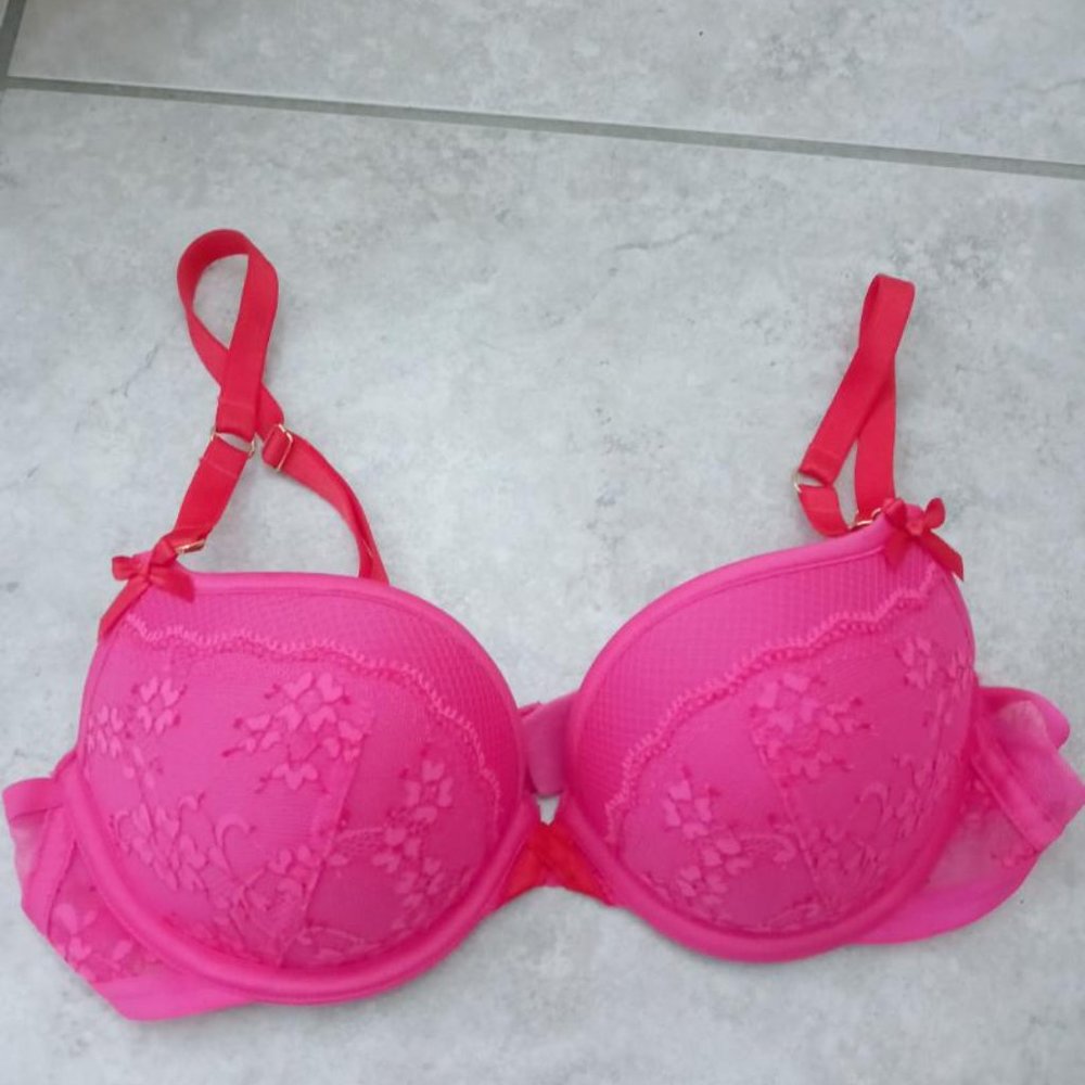 Victoria's Secret Demi Bra